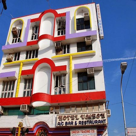 Hotel Umesh 다만 외부 사진