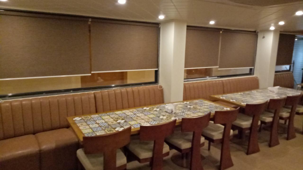 Hotel Umesh 다만 외부 사진