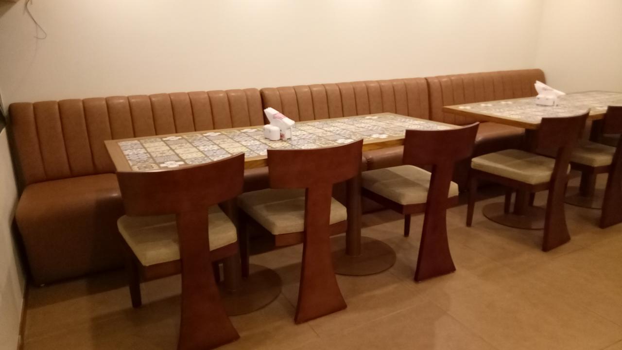Hotel Umesh 다만 외부 사진